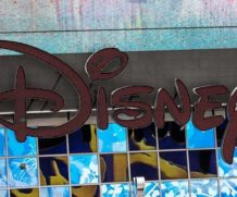 Disney разорвала контракт с Вайнштейном из-за секс-скандала